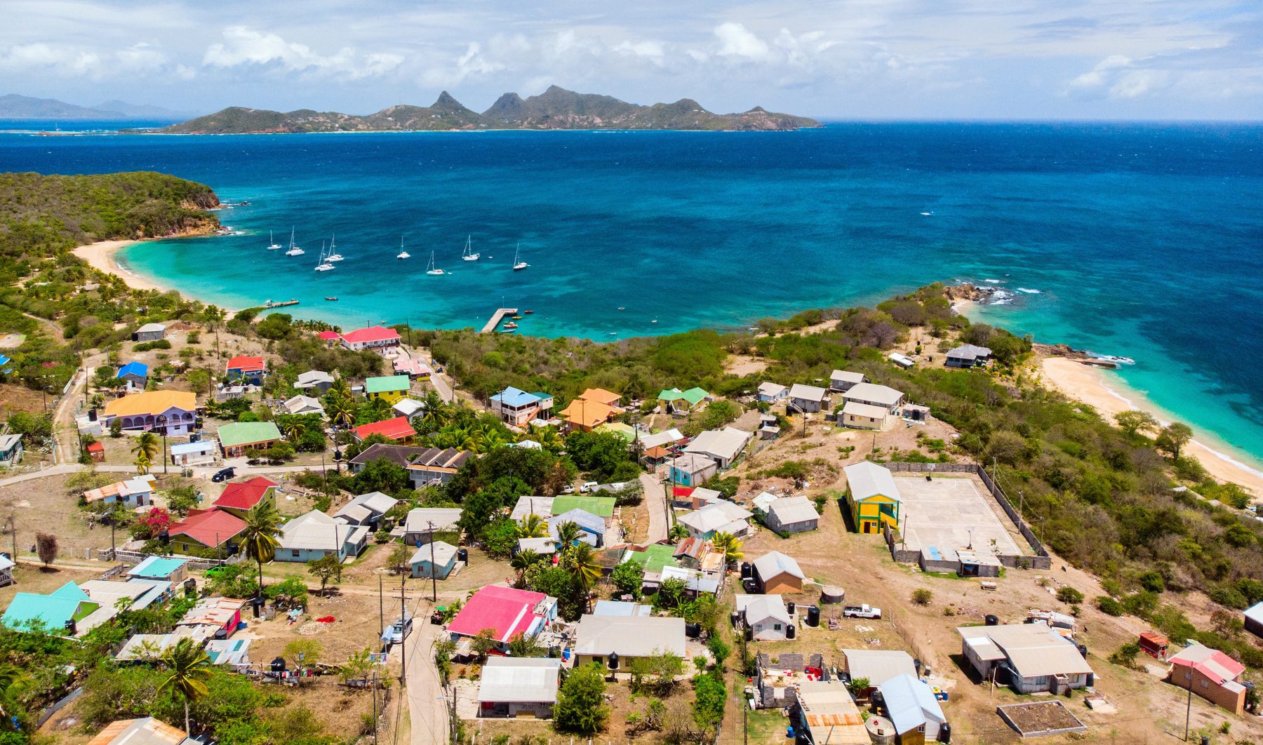 N E W S Mayreau Beach Club Villas